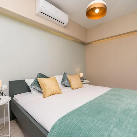 Apartman & - Free Parking 자다르