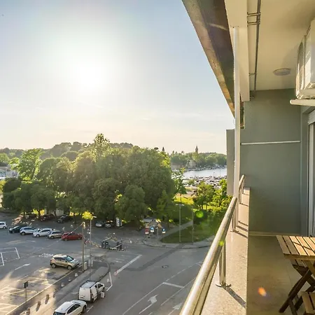 Apartment Apartman & - Free Parking *