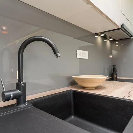 Apartment Apartman & - Free Parking Zadar